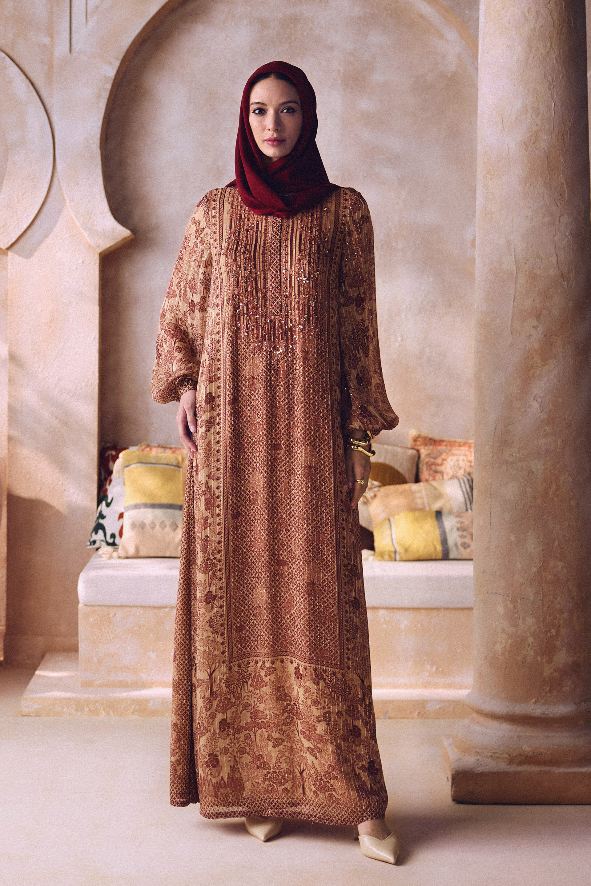 Iqra Kaftan - Wine