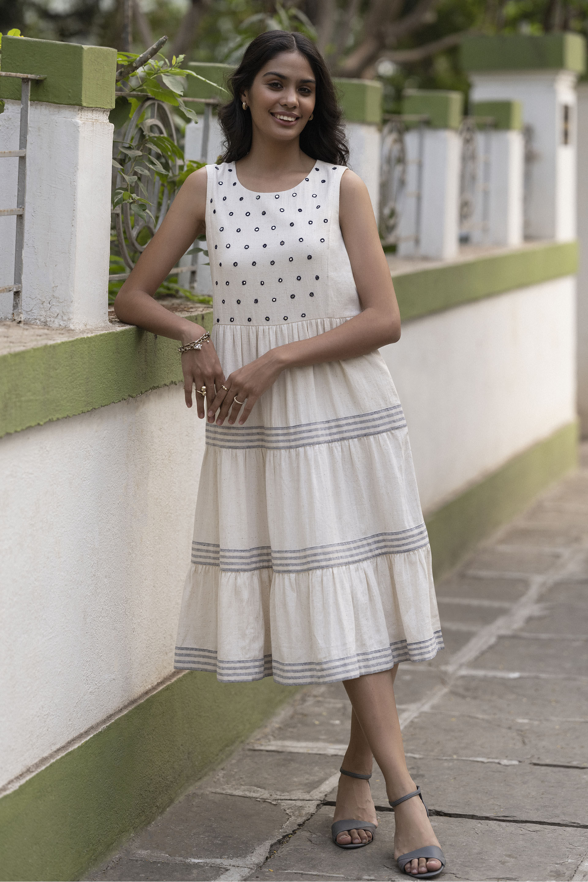 Off white frock design sale
