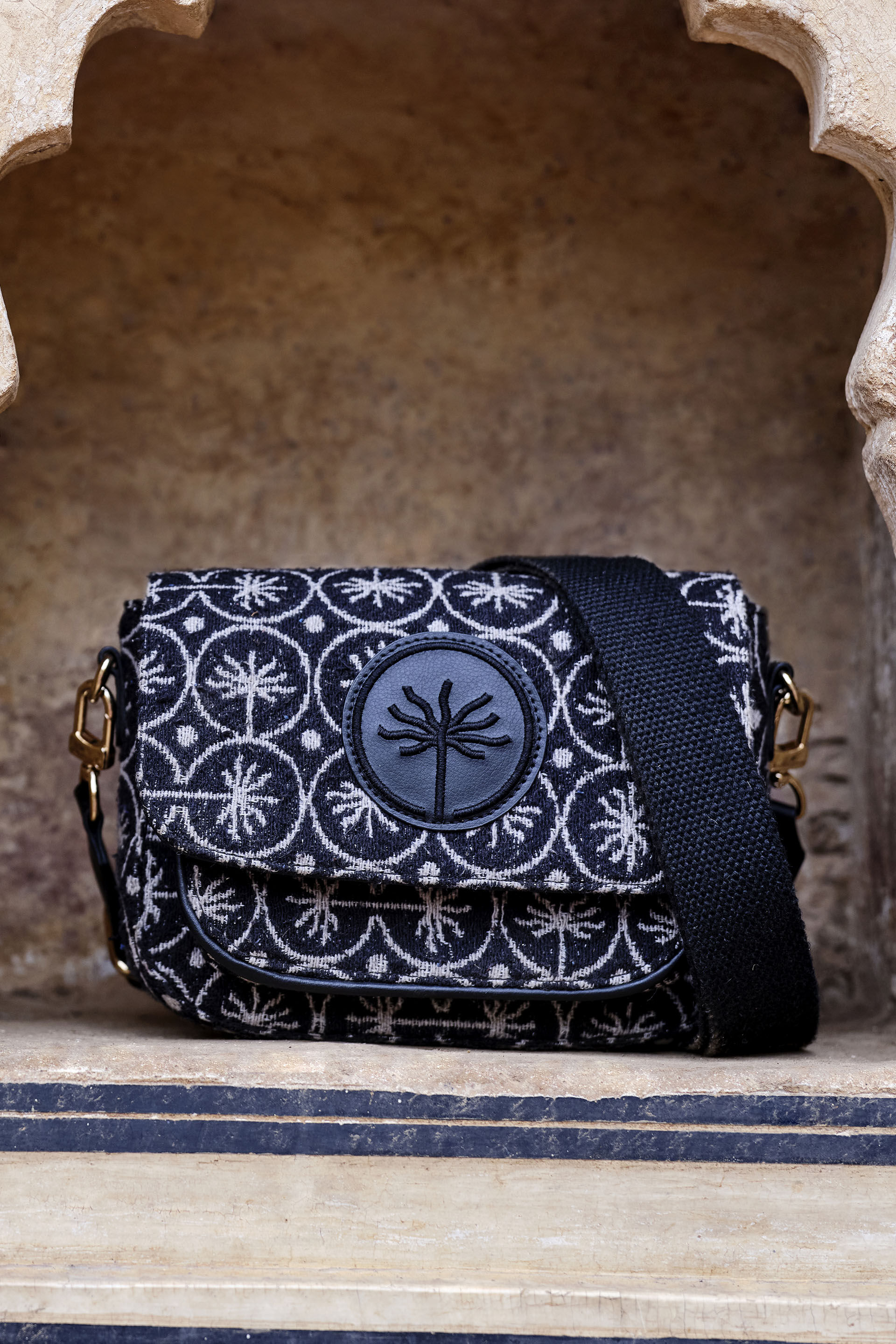 Root Core Crossbody Bag- Black, Black, image 3