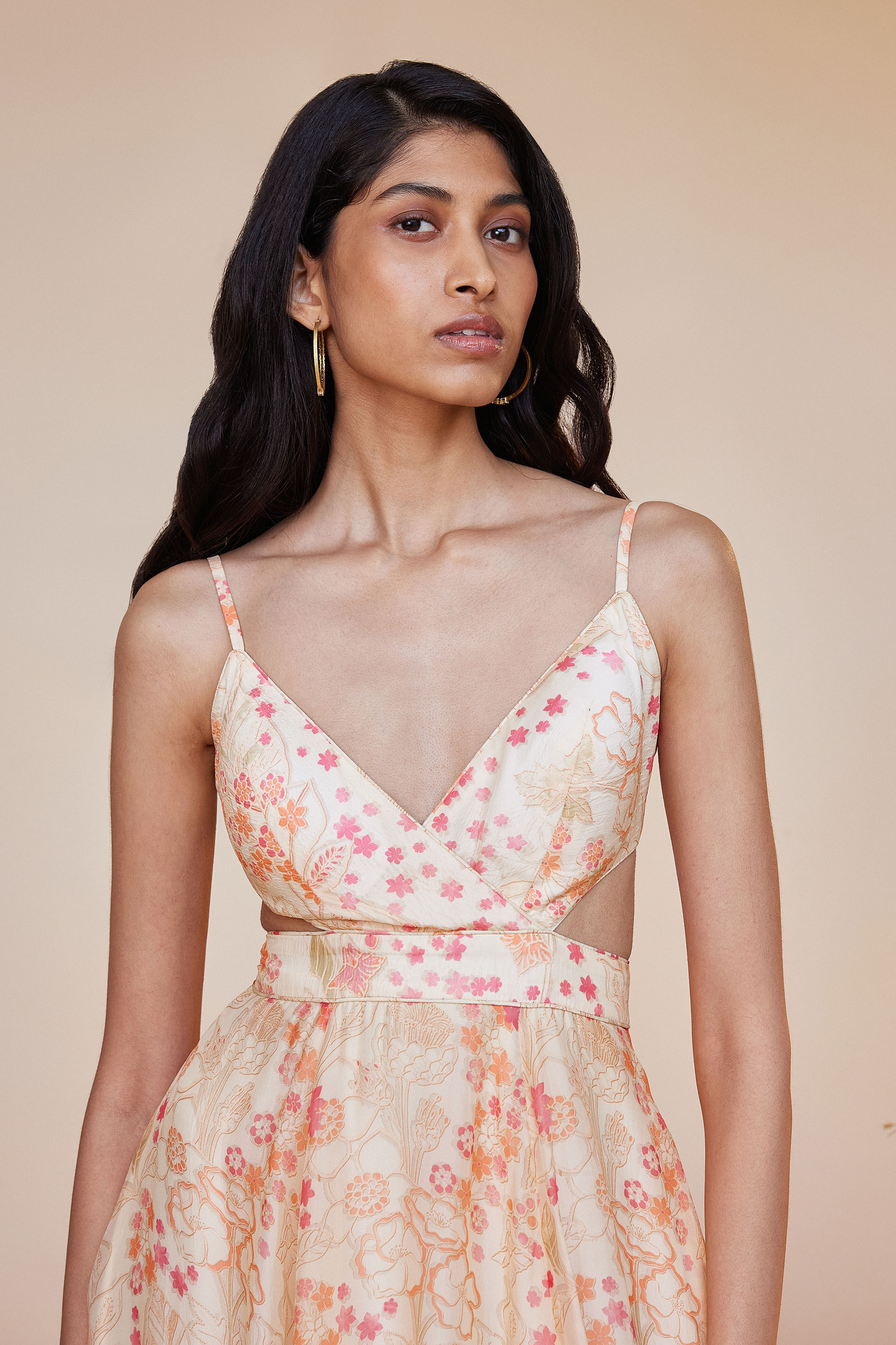 Everlasting romance blush on sale floral maxi dress