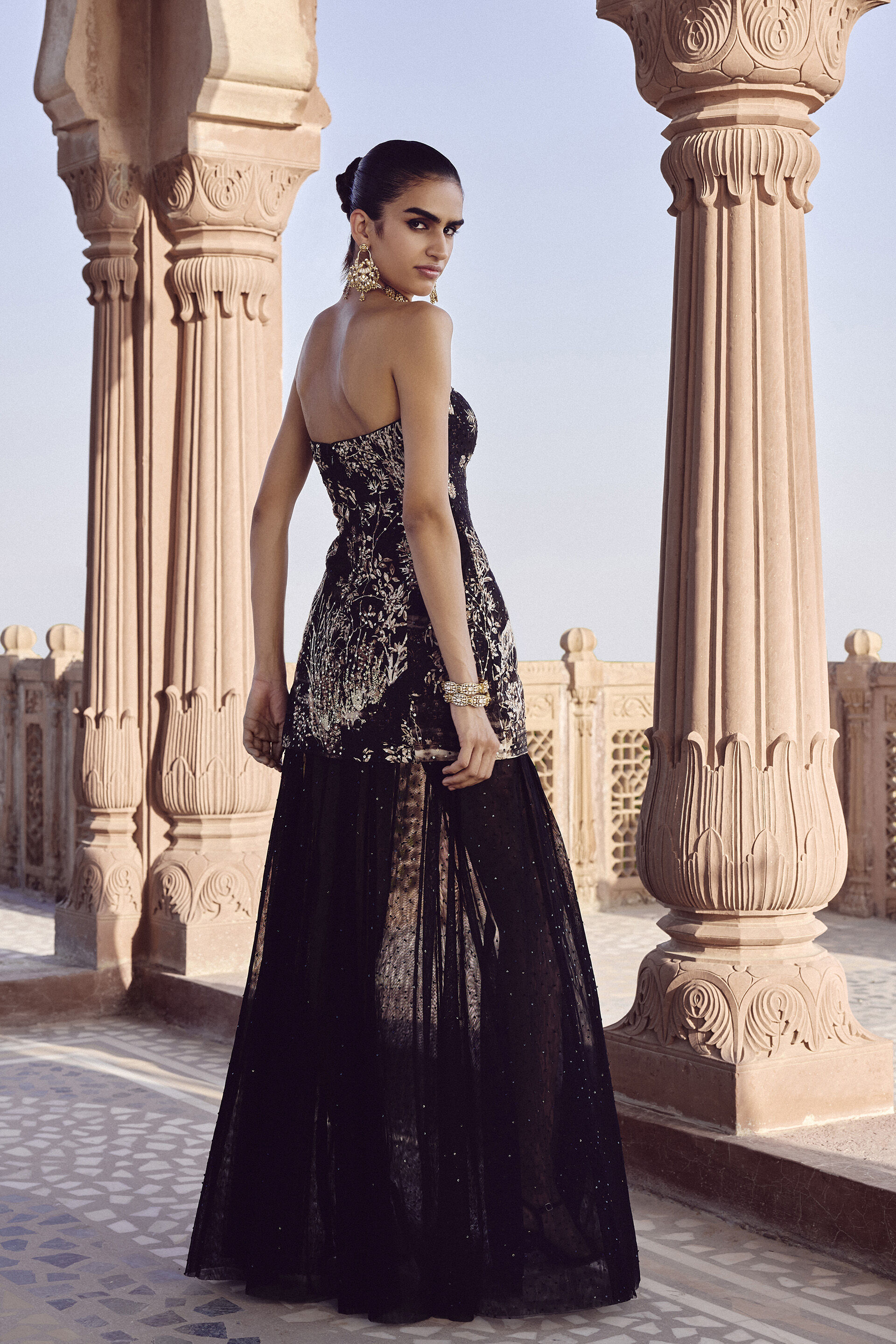 Alayla Embroidered Bandeau Skirt Set - Black