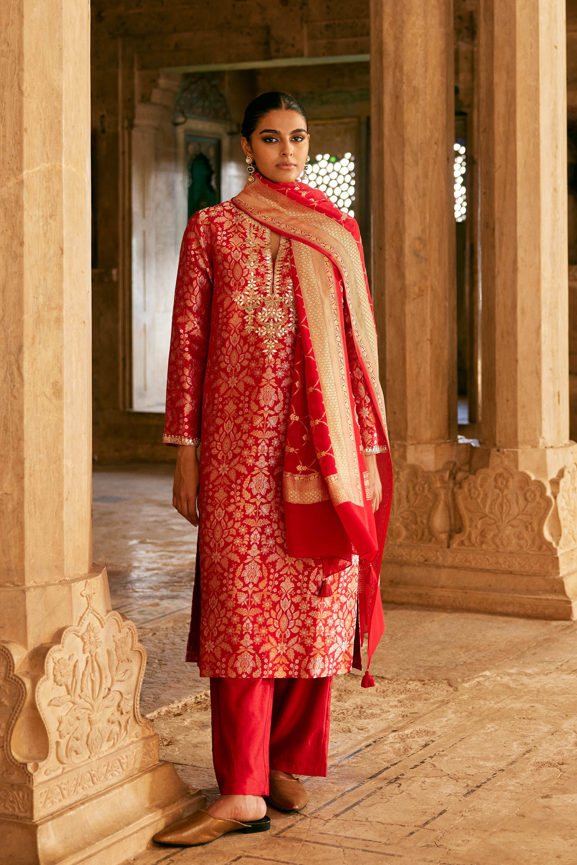 Anita dongre suits online top