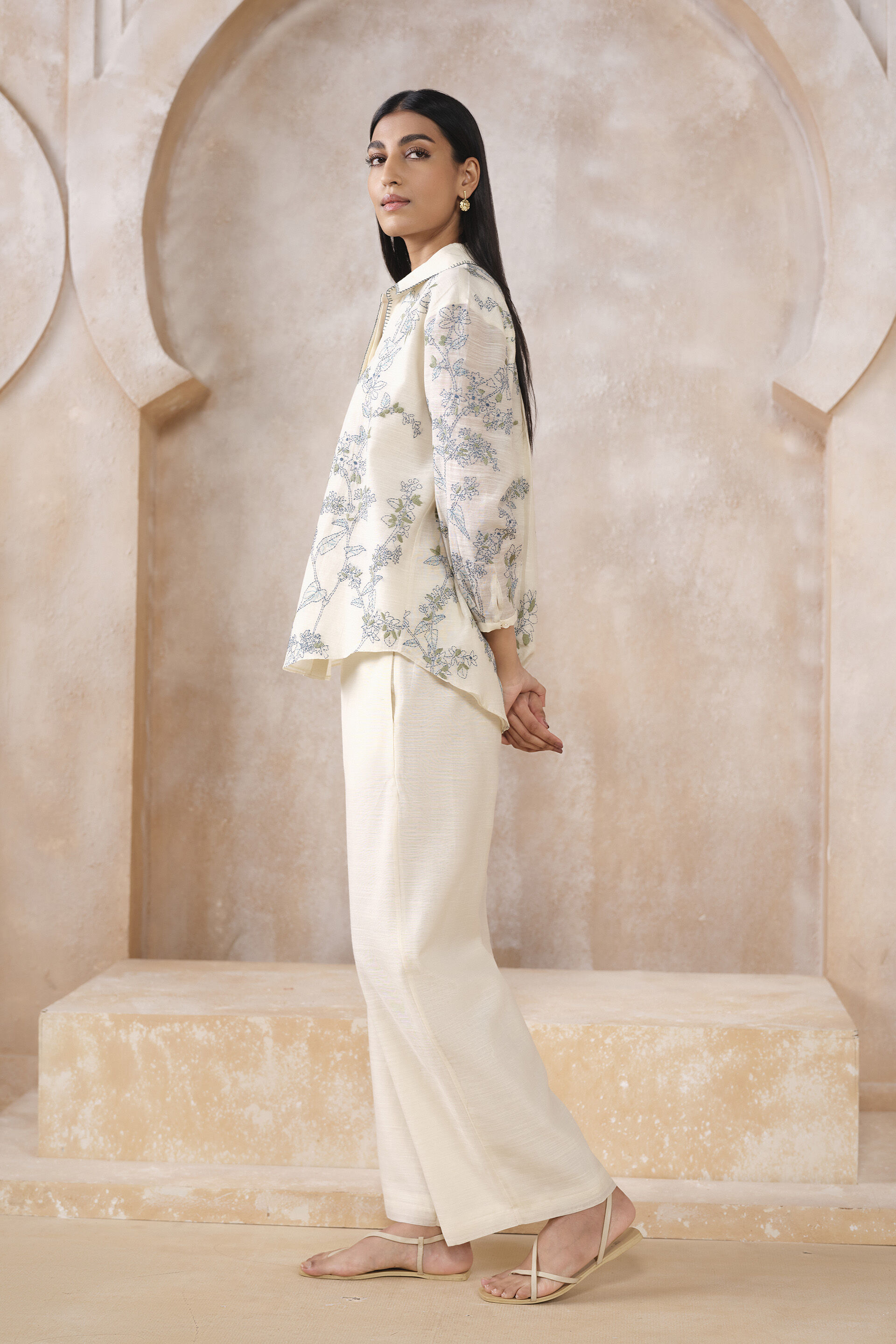 Suvi Hand-embroidered Kantha Shirt - White