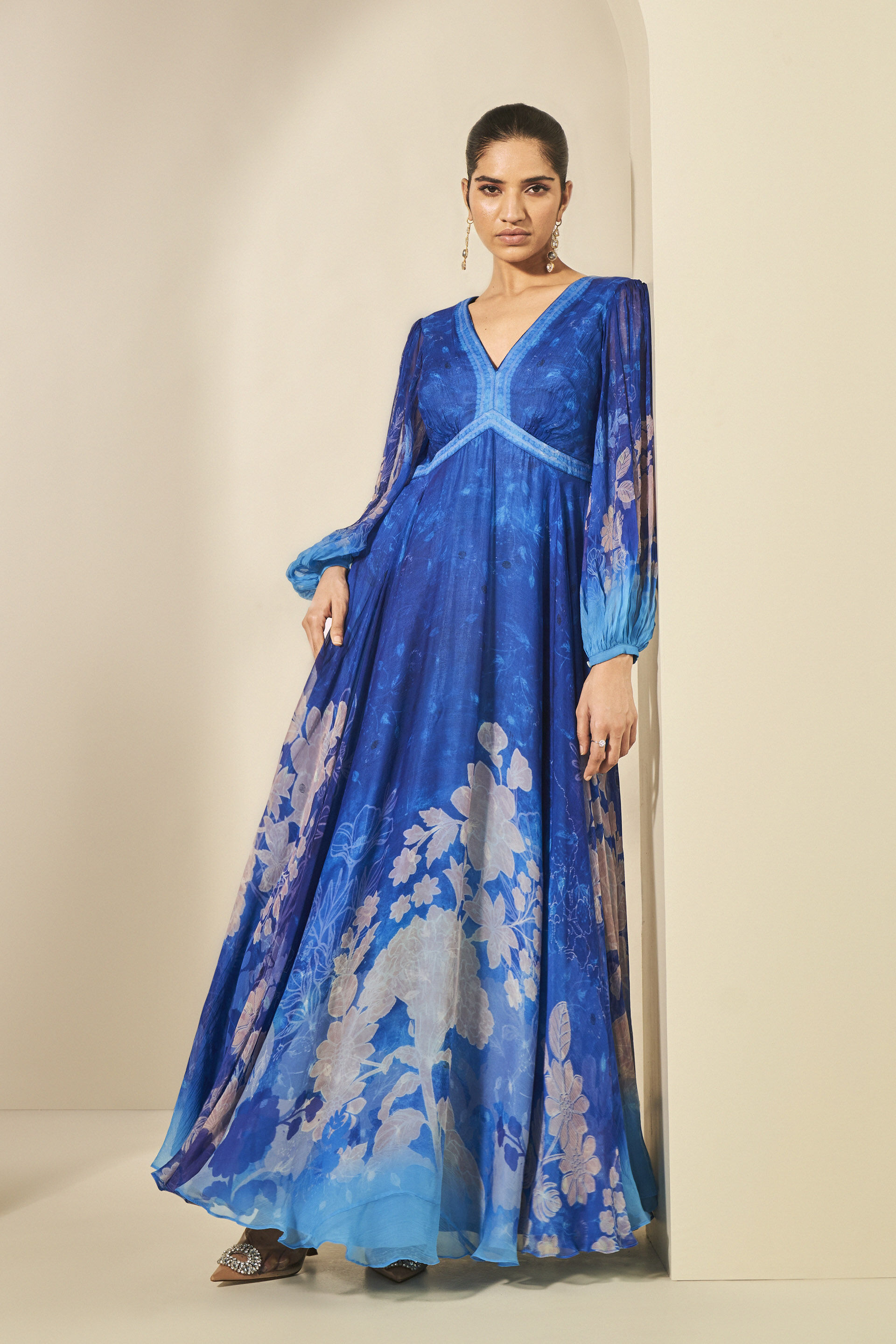 Designer Gowns Buy Party Wear and Wedding Gowns Online