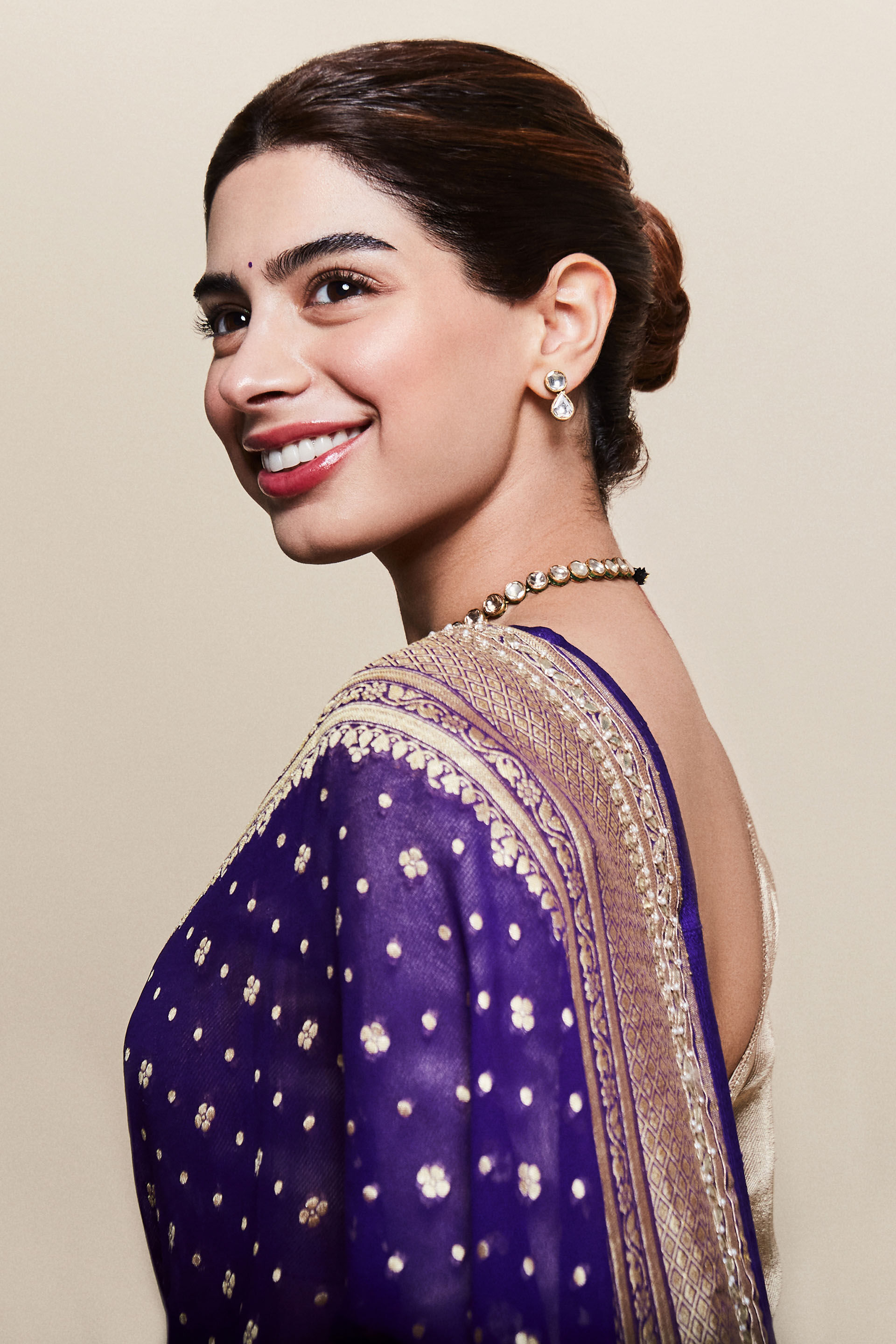 Jewellery on purple saree sale