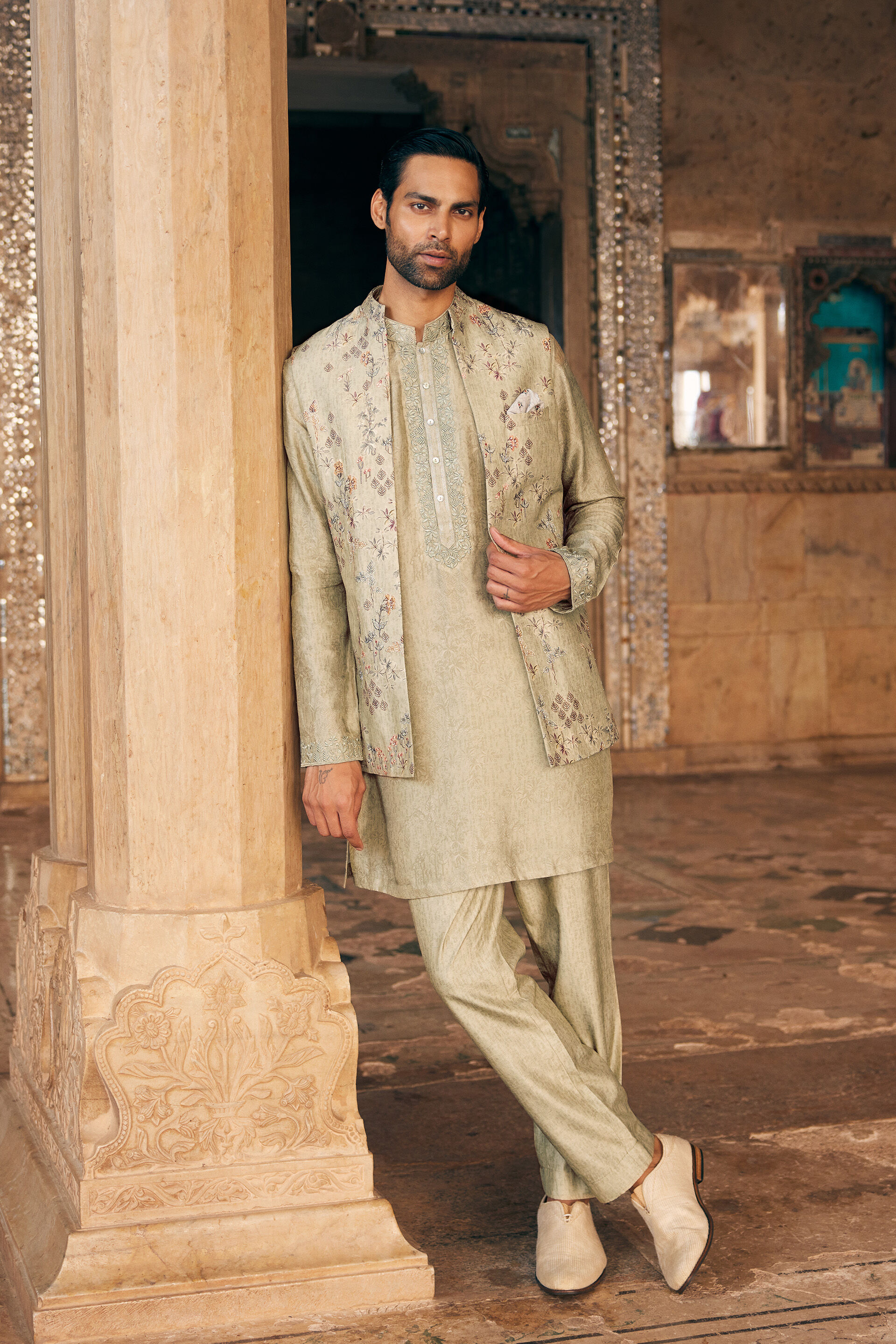 Hemil Printed Silk Nehru Jacket - Sage