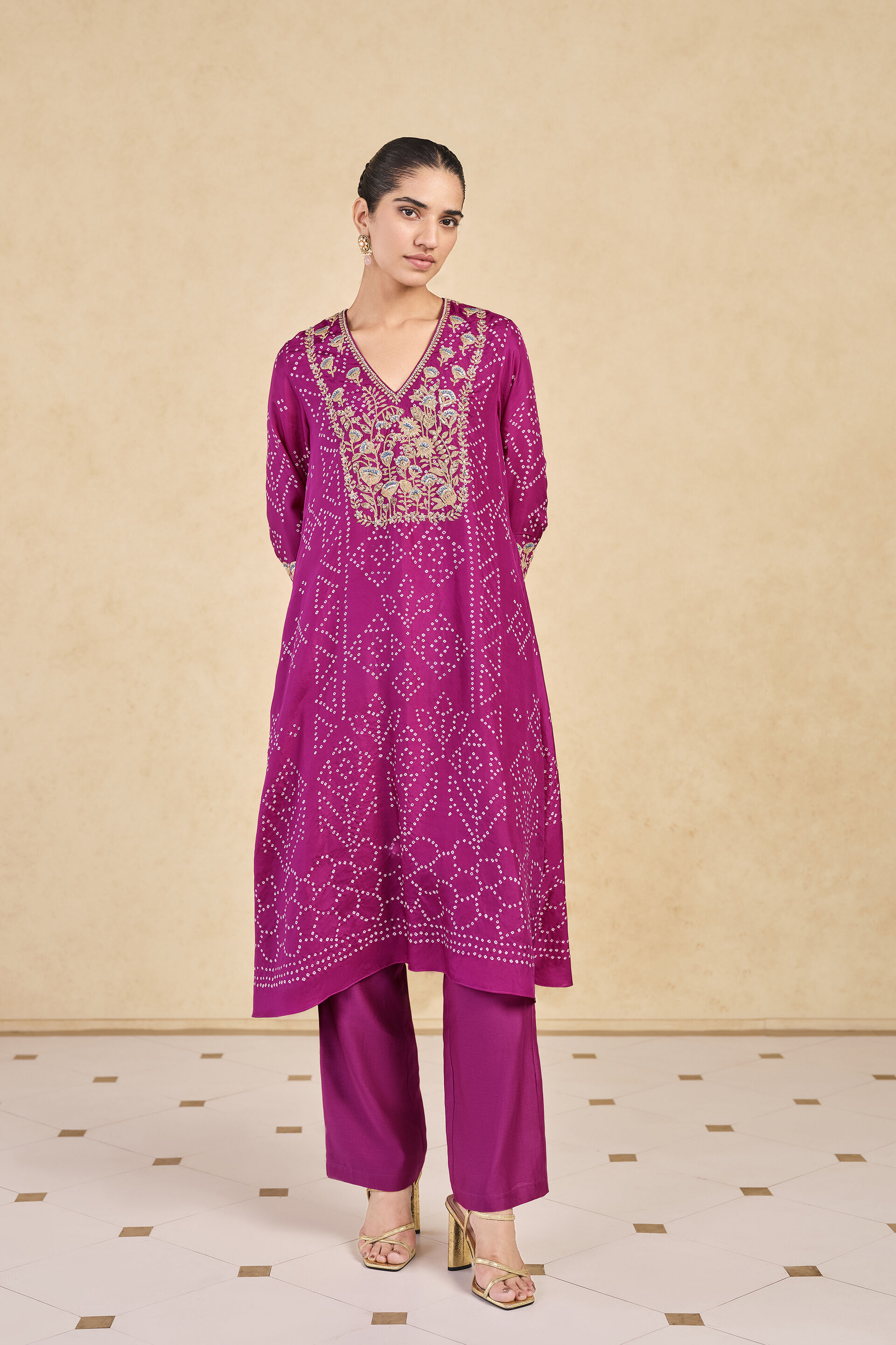 Johona&nbsp;Handcrafted Bandhani Silk Kurta Set - Purple