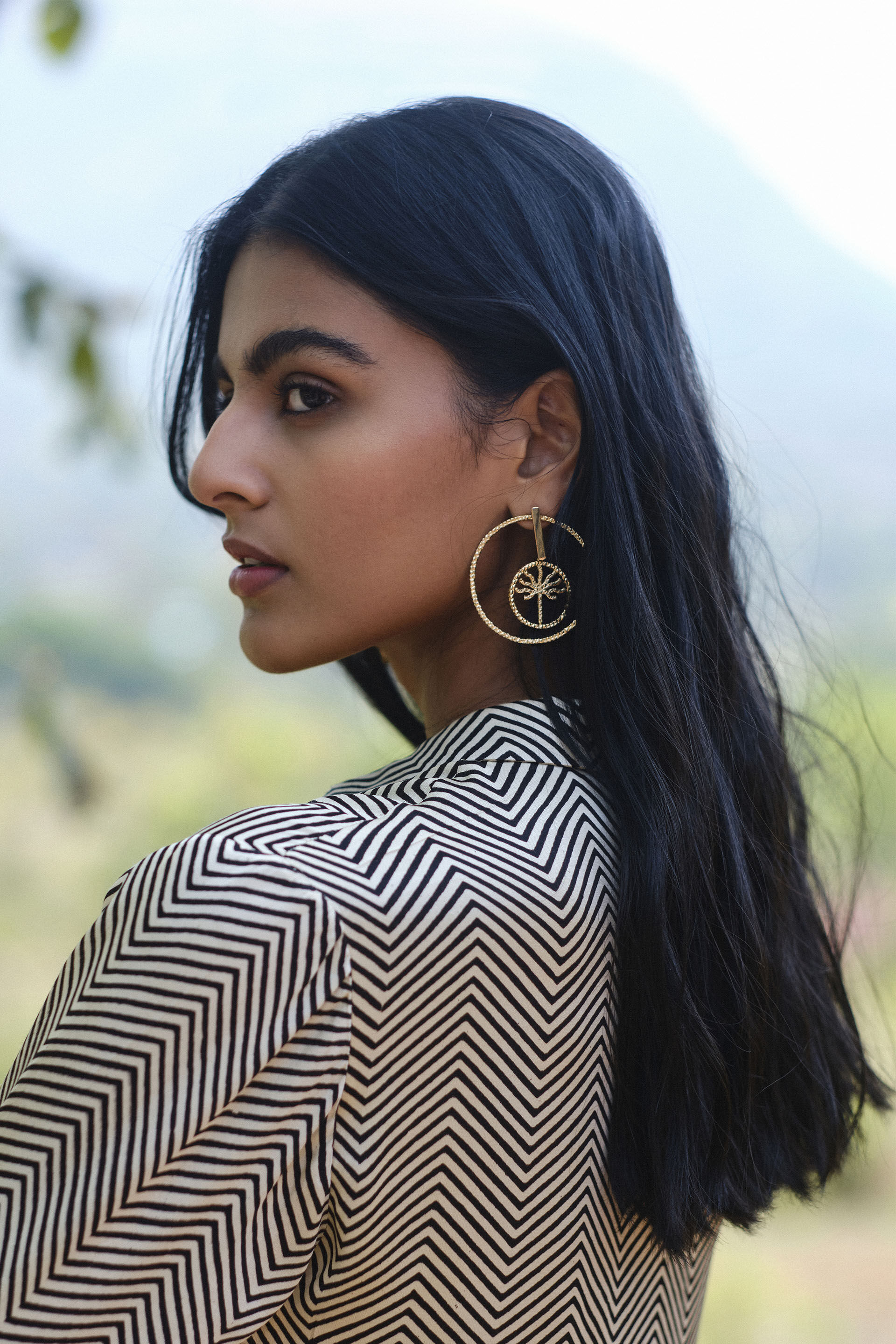 Root Core Statement Earring
