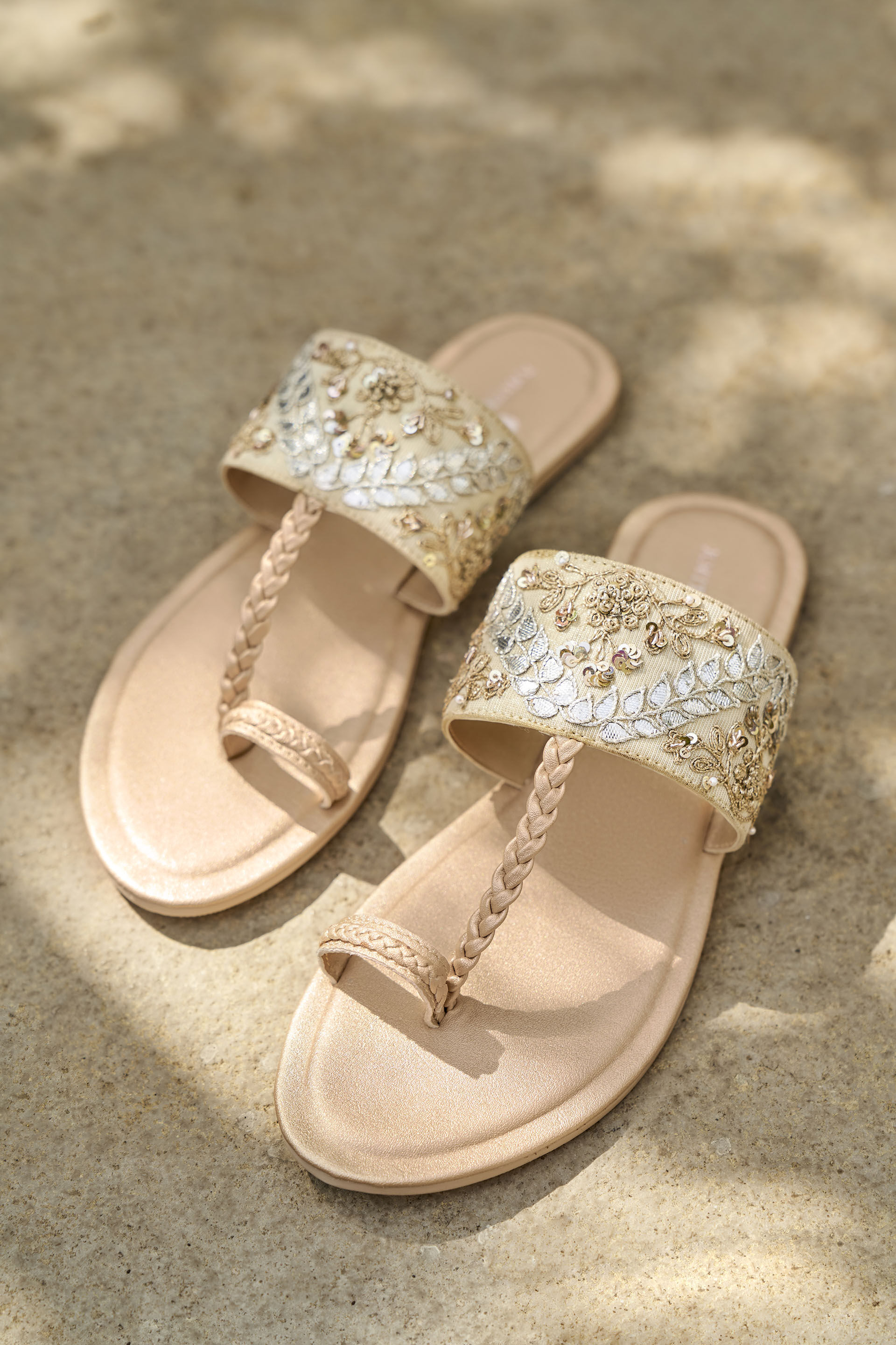 Kinari Kolhapuris - Gold