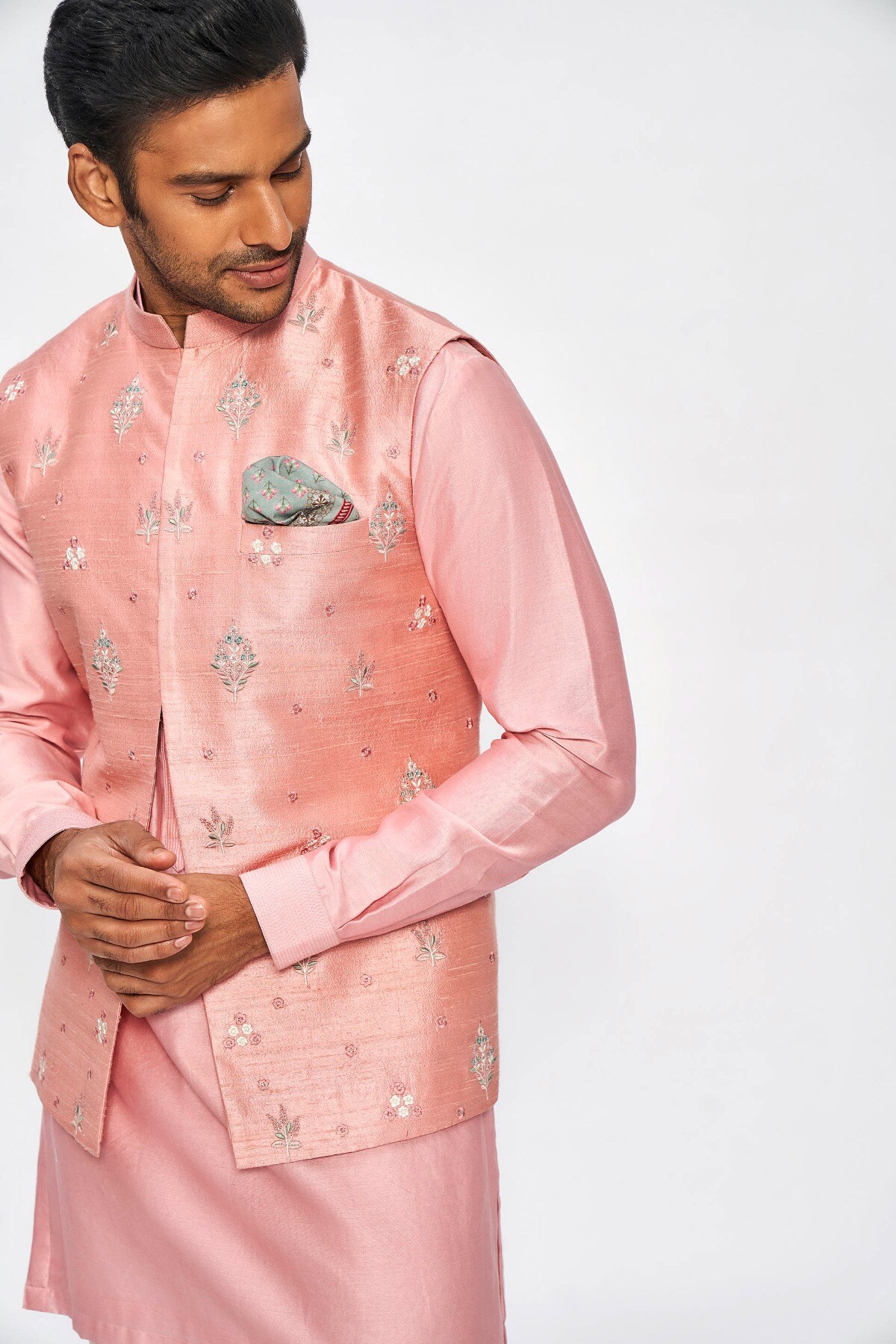 4 - Tanish Bandi – Pink, image 4