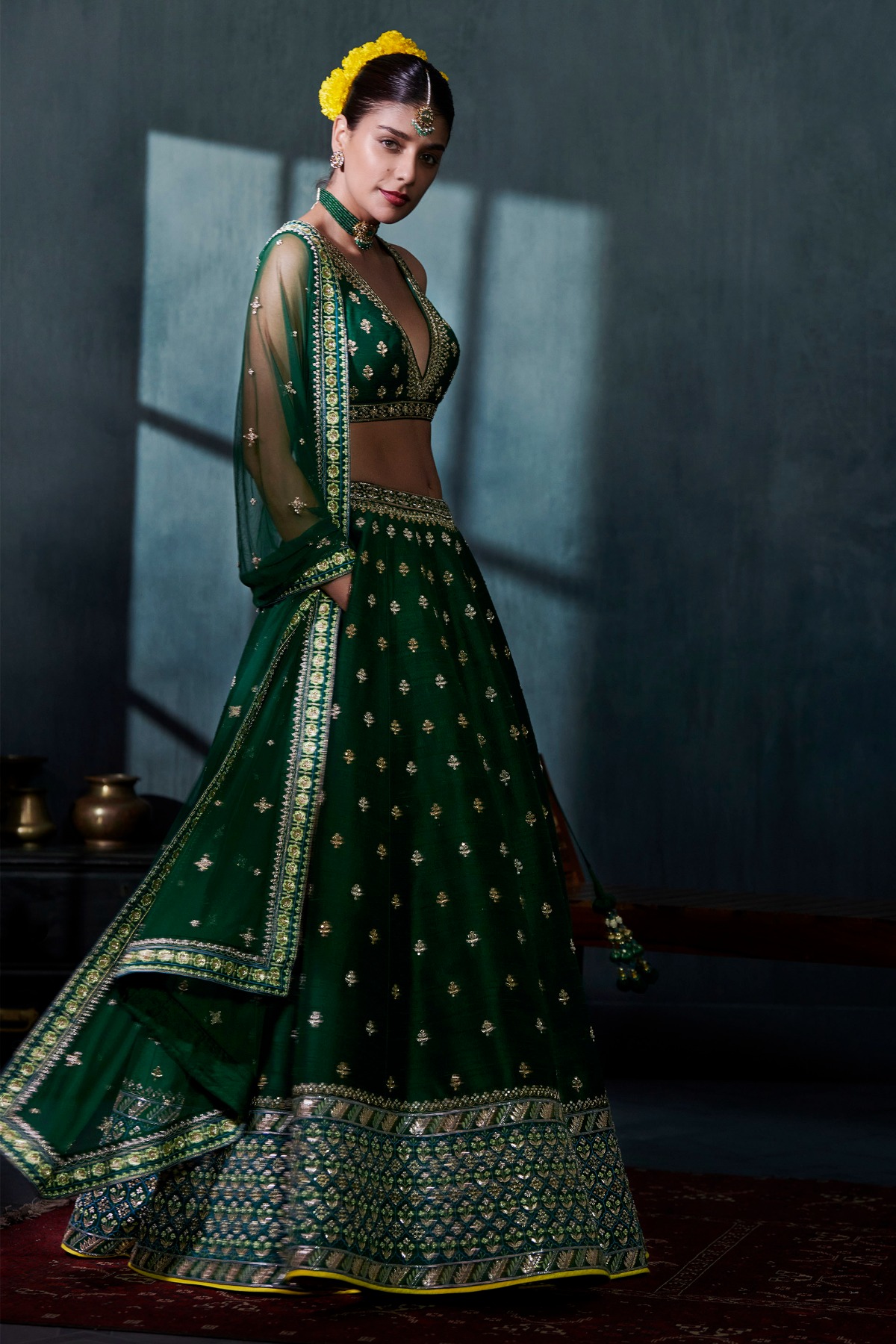 Buy Bridal Siya Lehenga Set Emerald Green Online from Anita Dongre