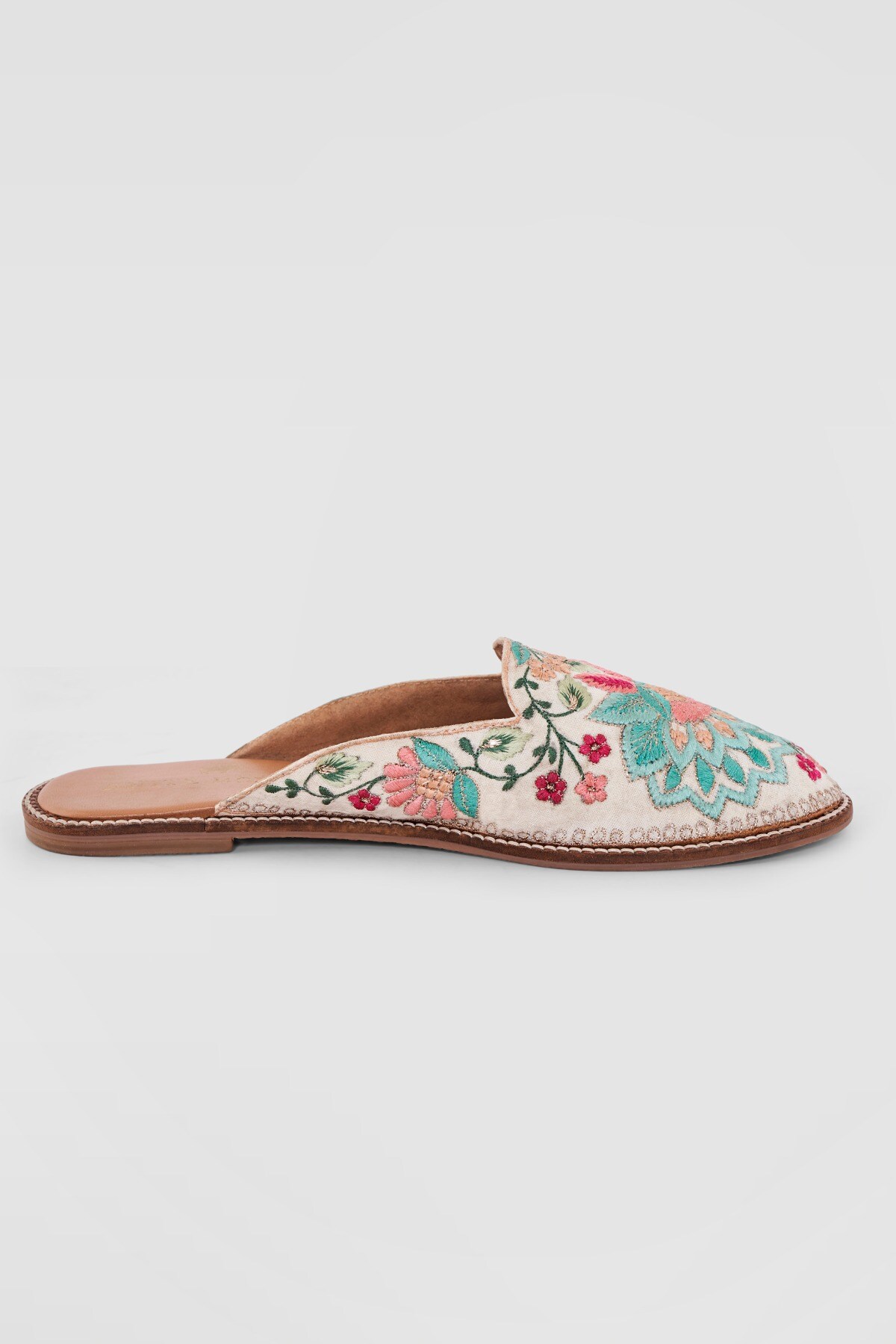 Nargis Embroidered Mojris - Multi Color, Multi, image 5