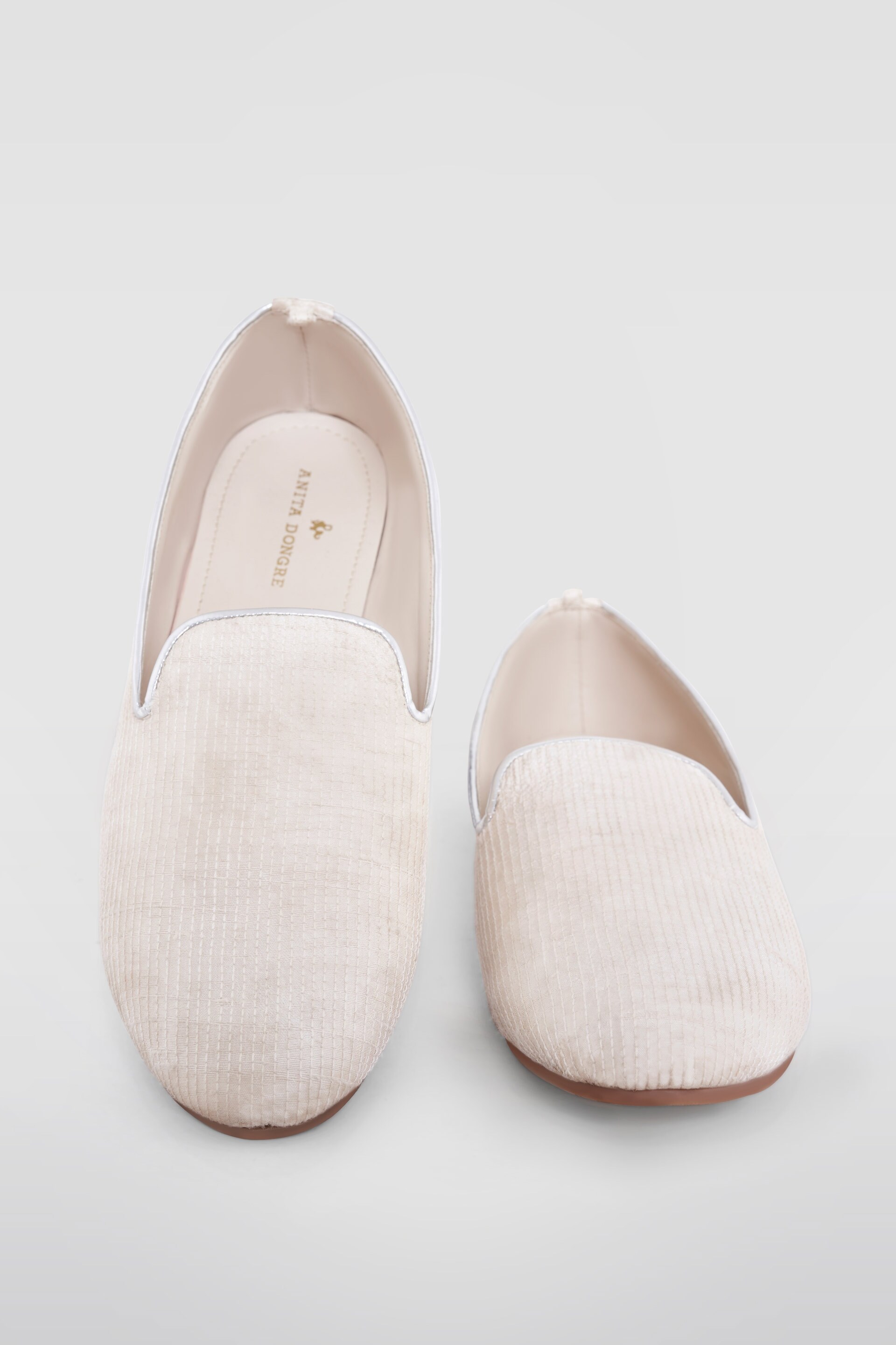 Zaid Mojris - Off White, Off White, image 1